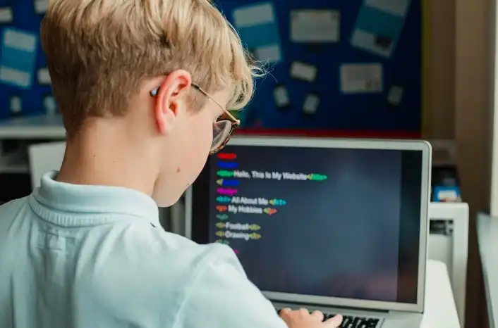 Which Programming Languages are Easiest for Children